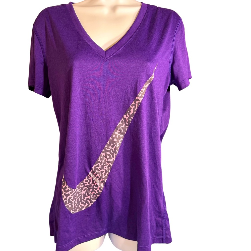 NIKE T Shirt Purple Leopard Print Swoosh Logo Short Sleeves Womens Size Medium